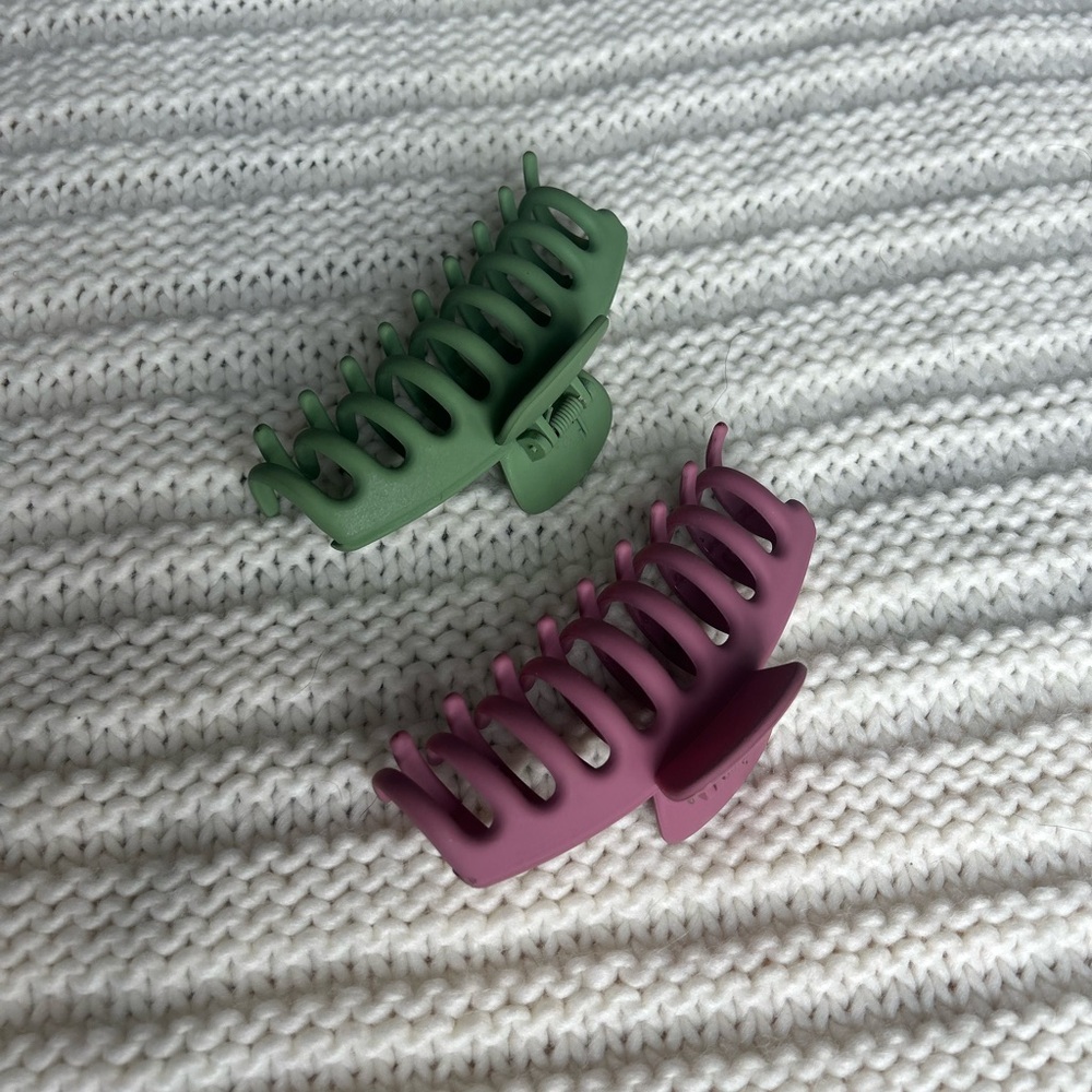 Green & Pink Hair Claw Clips (2)